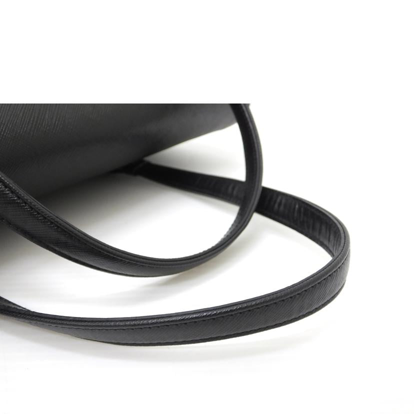 salvatore ferragamo フェラガモ/レザーハンドバッグ//ABランク/88