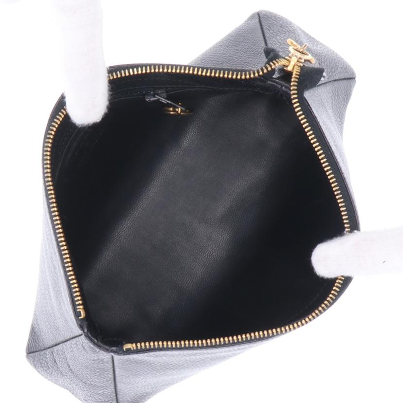 CHANEL シャネル/ココマーク キャビアスキン ポーチ/ブラック//530****/Bランク/01