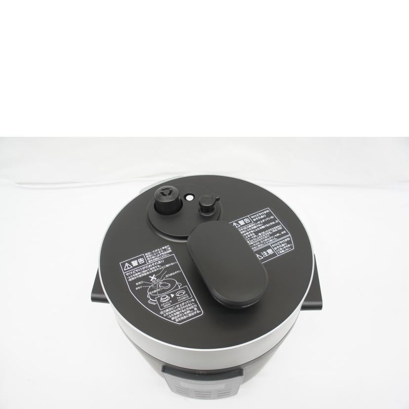 TOSHIBA 東芝/電気圧力鍋/RCP-30R(K)//2423121/SAランク/05