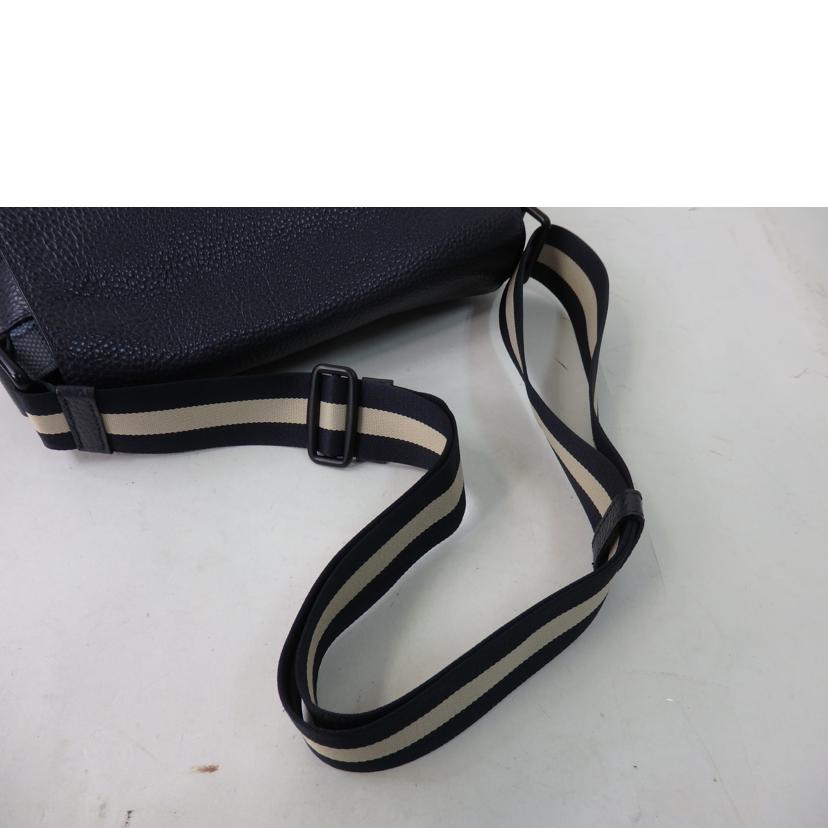 COACH コーチ/チャールズフローラルハワイアンショルダーバッグ/F59301//B17**/ABランク/84