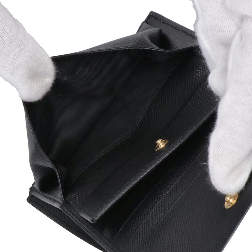 PRADA プラダ/二つ折り財布 サフィアーノ リップスティック柄 /ブラック//ABランク/01