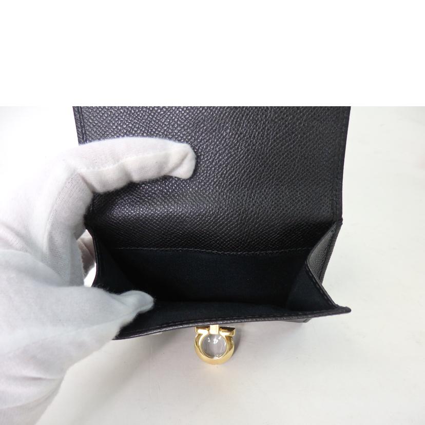 Salvatore Ferragamo サルバトーレ・フェラガモ/ガンチーニ2つ折り財布/黒/DP-22C877//SAランク/84