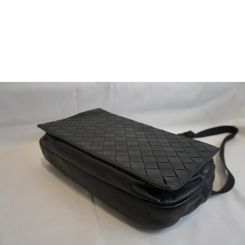 BOTTEGA VENETA ボッテガヴェネタ/レザーショルダーバッグブラック//ABランク/92