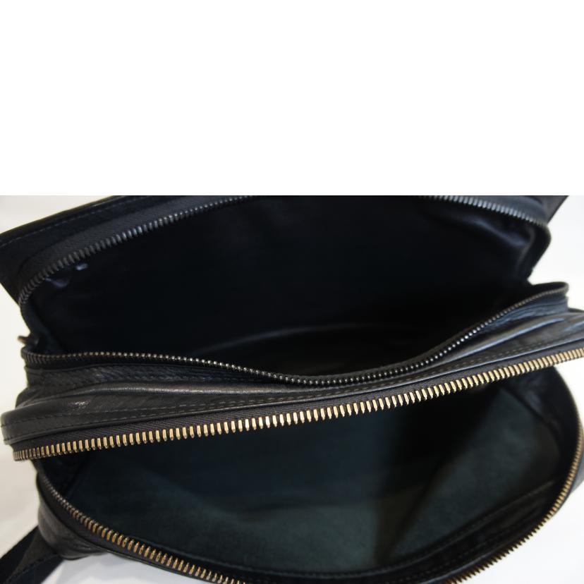 BOTTEGA VENETA ボッテガヴェネタ/レザーショルダーバッグブラック//ABランク/92