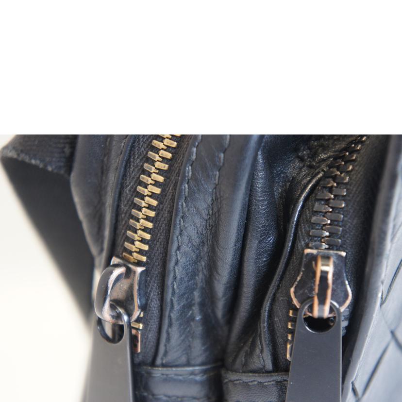 BOTTEGA VENETA ボッテガヴェネタ/レザーショルダーバッグブラック//ABランク/92