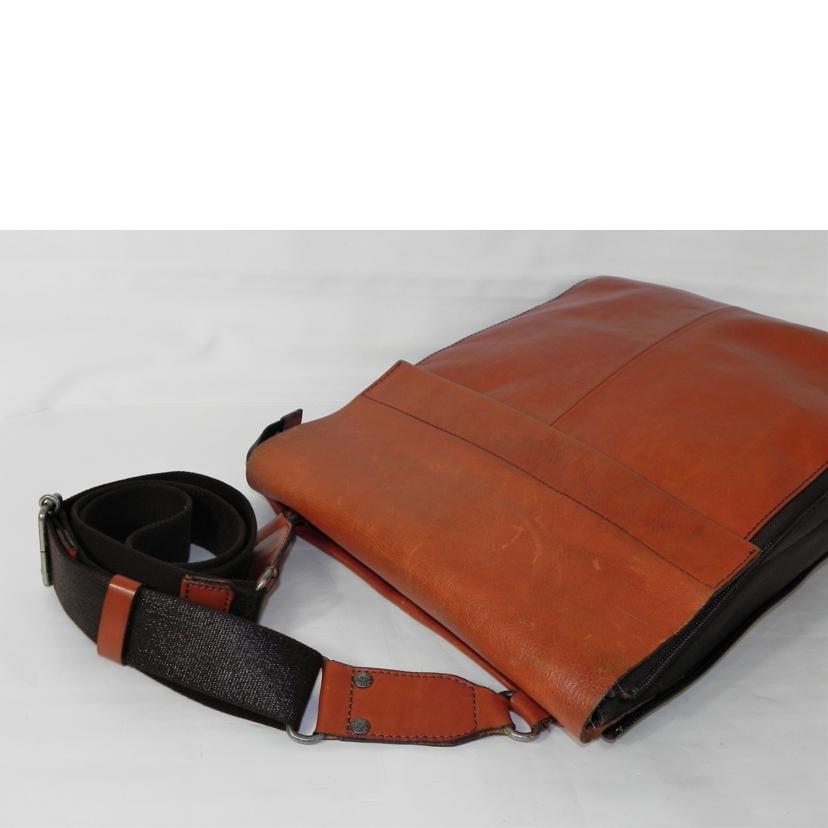 L.E.D.BITES エルイーディーバイツ/レザーショルダー//ABランク/81