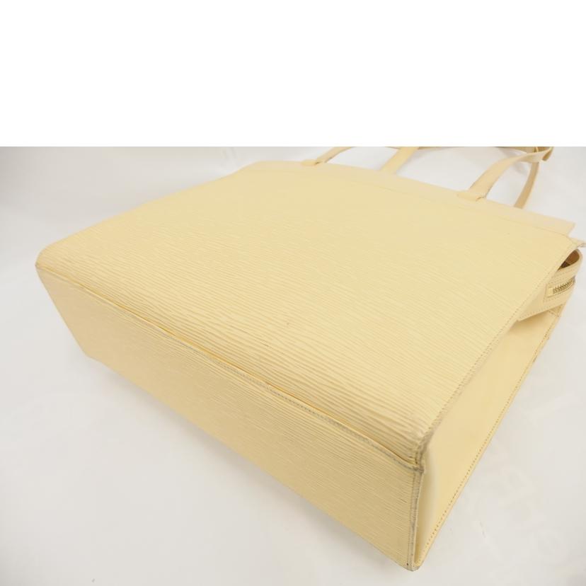 LV ルイヴィトン/クロワゼットGM・エピ/ヴァニラ/M5250A//LW0***/Bランク/82