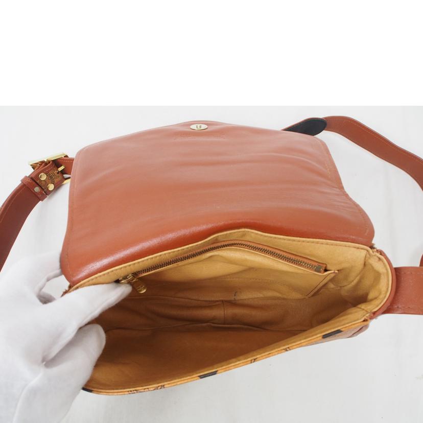 MCM エムシーエム/ロゴグラム/ヴィセトス/斜め掛けショルダー/X5766//Bランク/78