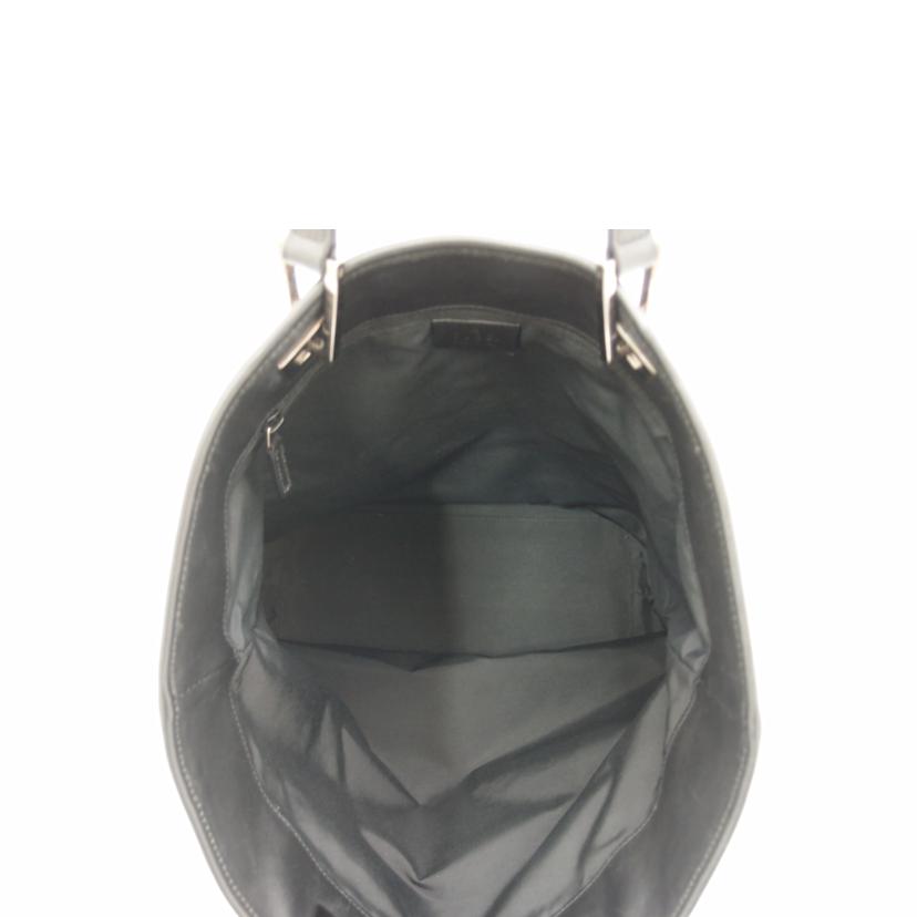 GUCCI グッチ/GGキャンバストート/ブラック/31243//2123/Aランク/69