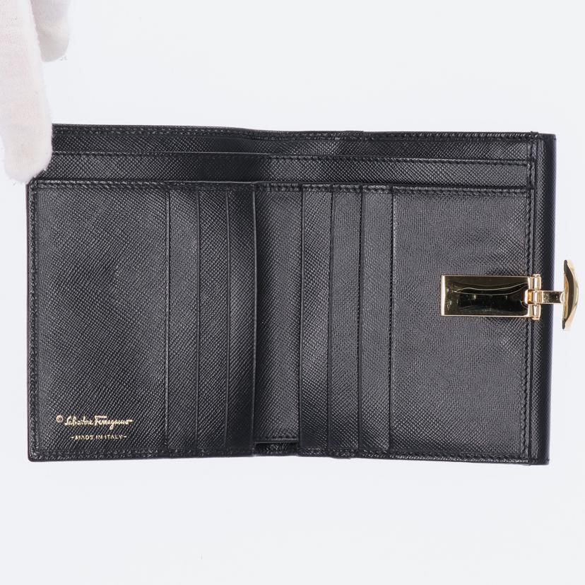 Ferragamo フェラガモ/ガンチーニレザー二つ折り財布/ブラック/AQ-220778//Aランク/75