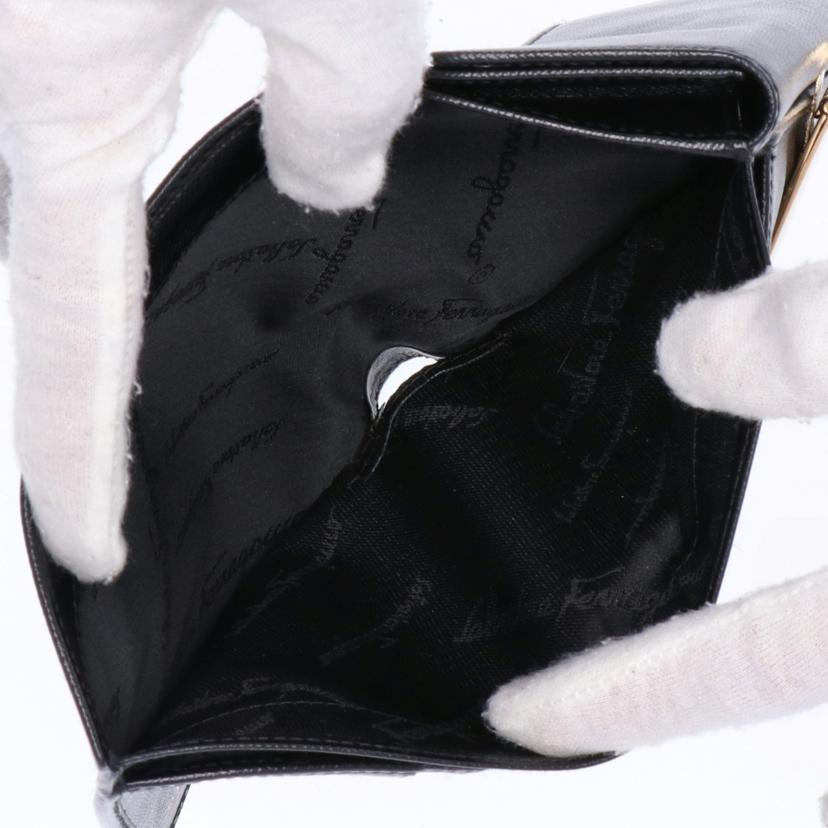 Ferragamo フェラガモ/ガンチーニレザー二つ折り財布/ブラック/AQ-220778//Aランク/75