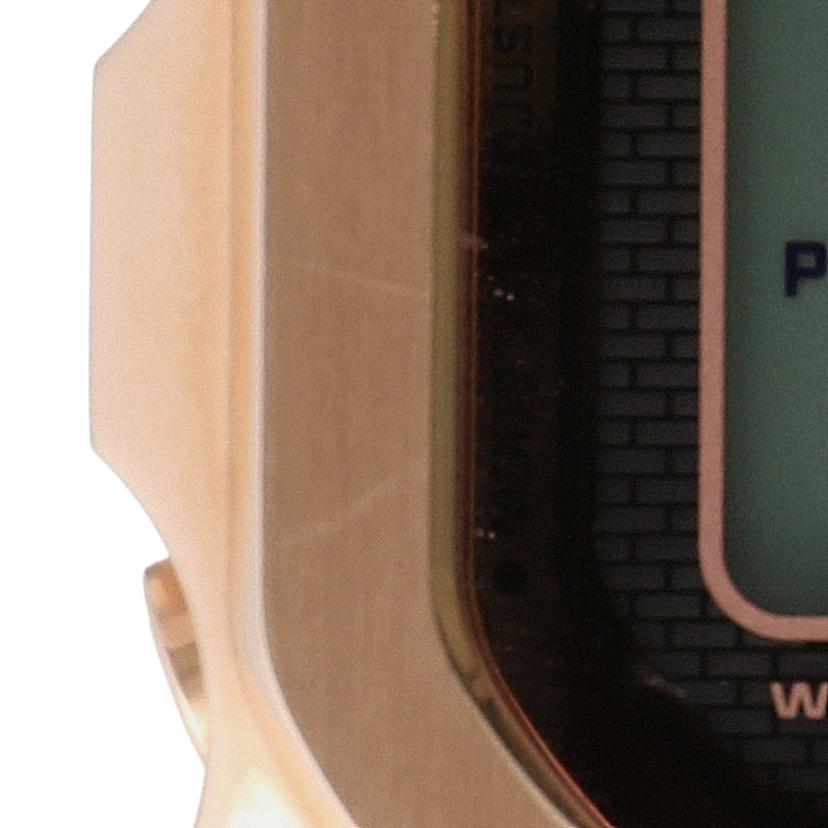 CASIO カシオ CASIO G-SHOCK フルメタル 電波ソーラー×Biuetooth/G-SHOCK/フルメタル/電波ソーラー×Bluetooth/GMW-B5000GD-4JF//201*****/Aランク/37