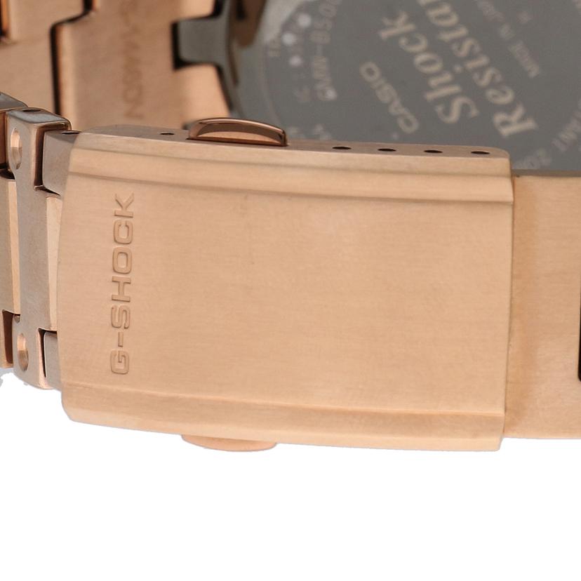 CASIO カシオ CASIO G-SHOCK フルメタル 電波ソーラー×Biuetooth/G-SHOCK/フルメタル/電波ソーラー×Bluetooth/GMW-B5000GD-4JF//201*****/Aランク/37