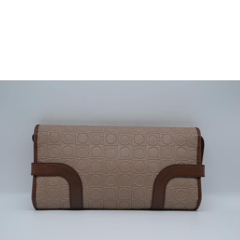 Ferragamo /ガンチーニクラッチレザーワンショルダー/AQ-21_ 4907//ABランク/89