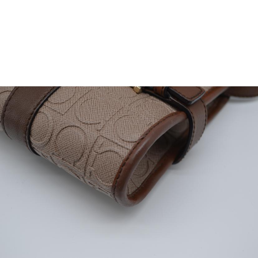 Ferragamo /ガンチーニクラッチレザーワンショルダー/AQ-21_ 4907//ABランク/89