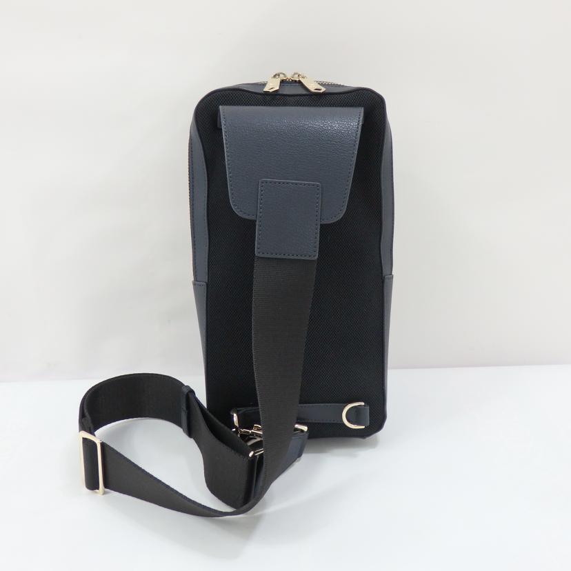 Paul Smith ポールスミス/シグネチャージップストライプ・ボディバッグ//Aランク/77