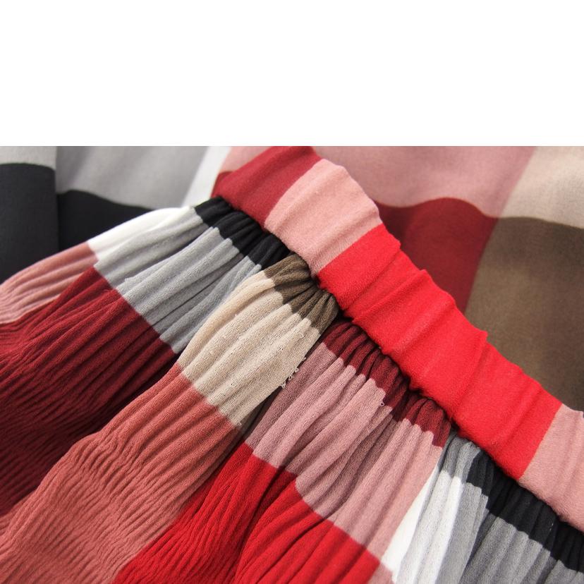 BLUE LABEL CRESTBRIDGE ブルーレーベル クレストブリッジ レッド ブラック /チェック柄フレアスカート//ABランク/04