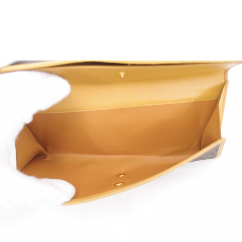 CELINE セリーヌ 茶 レディース /マカダム柄二つ折り長財布/ブラウン//M15**/Aランク/69