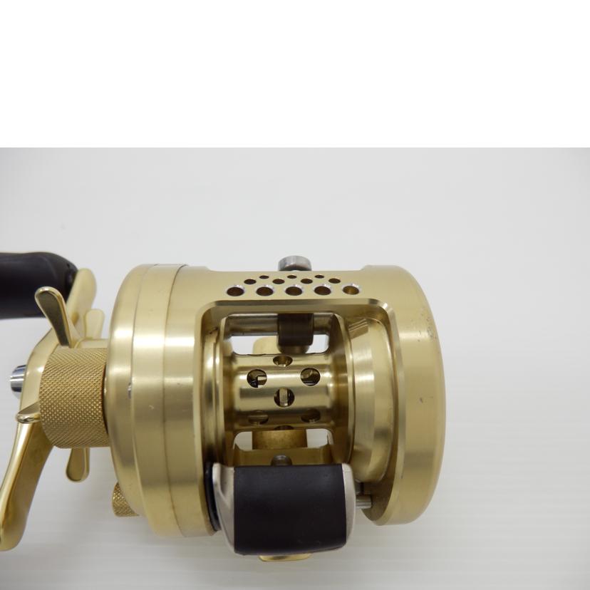 SHIMANO シマノ/01 カルカッタ コンクエスト 101 (左)/Rh443101//ABランク/88