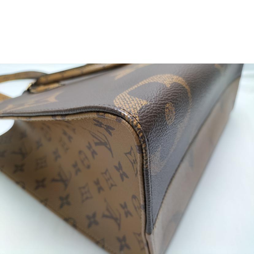 LV ルイヴィトン/オンザゴーMM モノグラム・ジャイアント/M45321//MB2***/Aランク/52