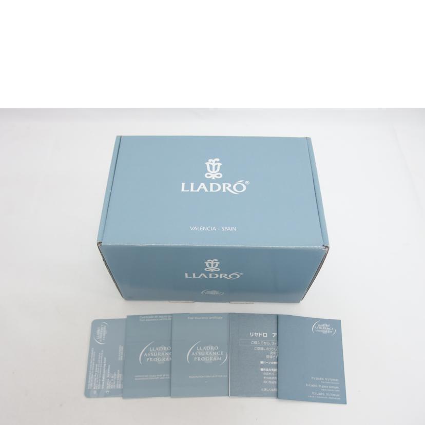 LLADRO リヤドロ/フィギュリン/可愛イフルート/01004540//Aランク/04