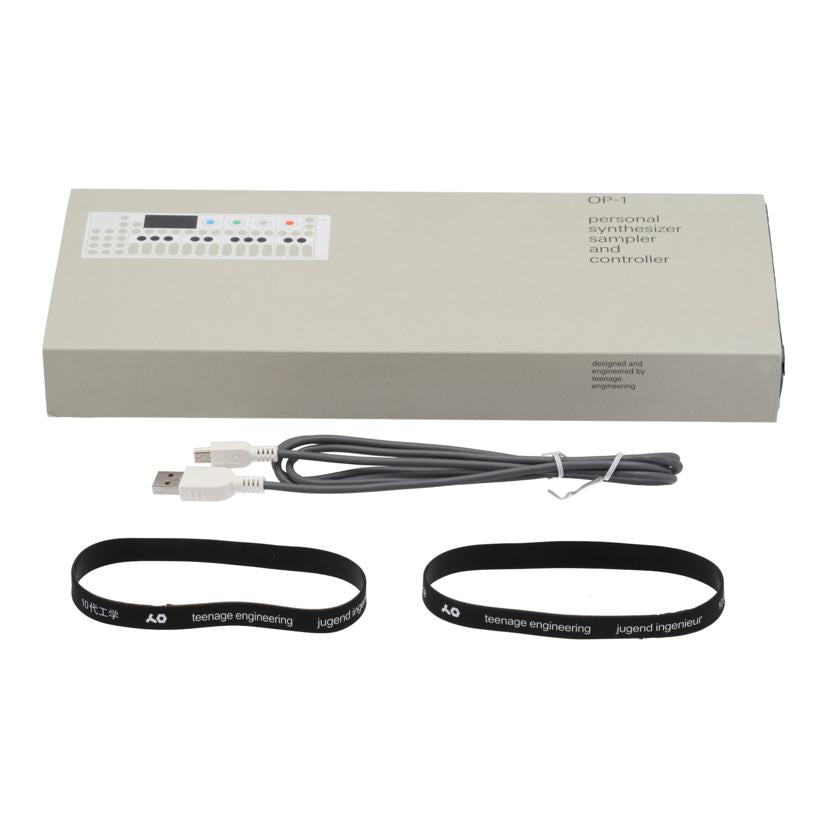 Teenage Engineering ティーンエイジエンジニアリング/シンセサイザー/OP-1//T9BOYN9C/Aランク/67