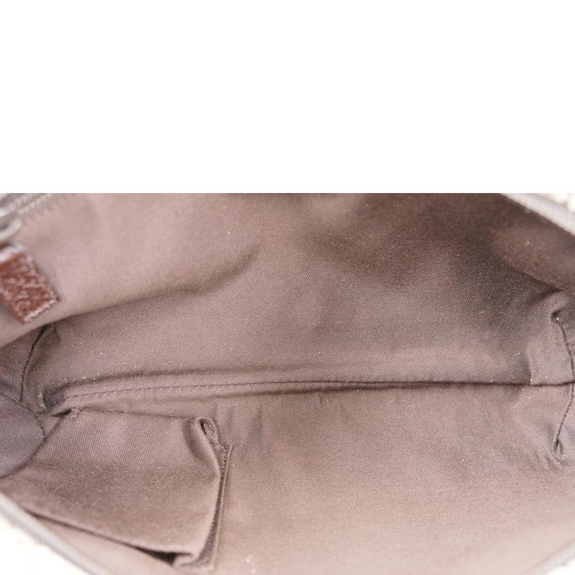 GUCCI グッチ/GGキャンバスショルダー/189749//001998/Aランク/67