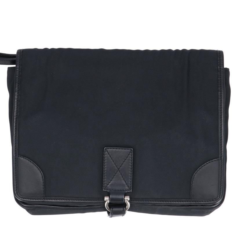 Ferragamo サルバトーレ・フェラガモ/ストラップ付クラッチバッグ/E0-24 4041//Bランク/93