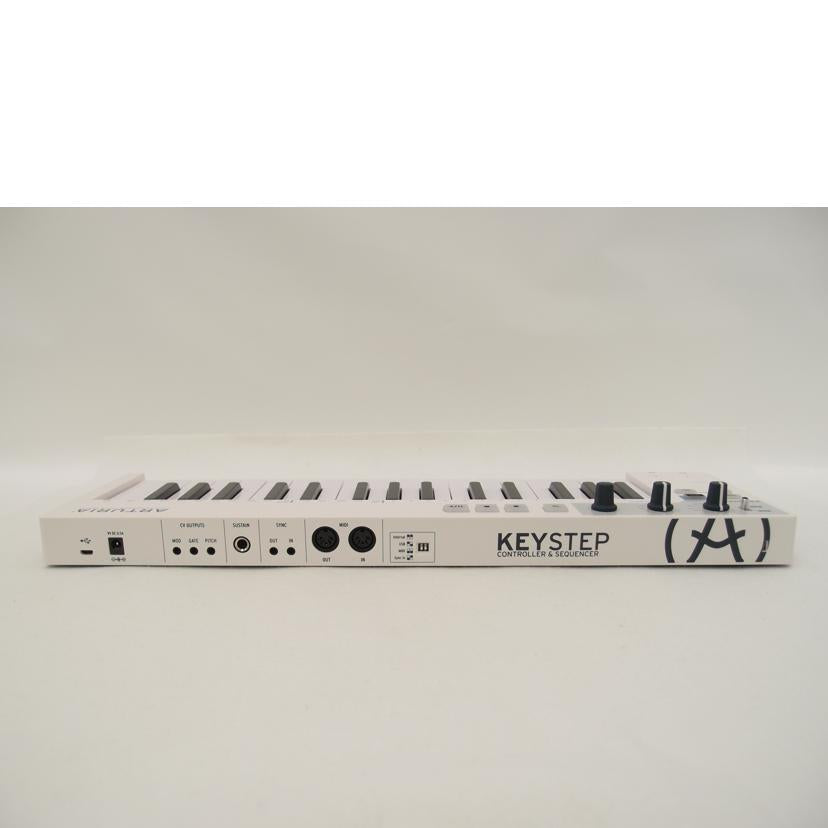 ARTURIA アートリア/MIDIキーボードコントローラー/KEYSTEP//201316/SAランク/69