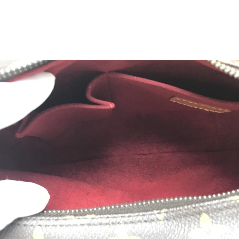 miumiu ミュウミュウ/エナメルハンドバック//ABランク/51