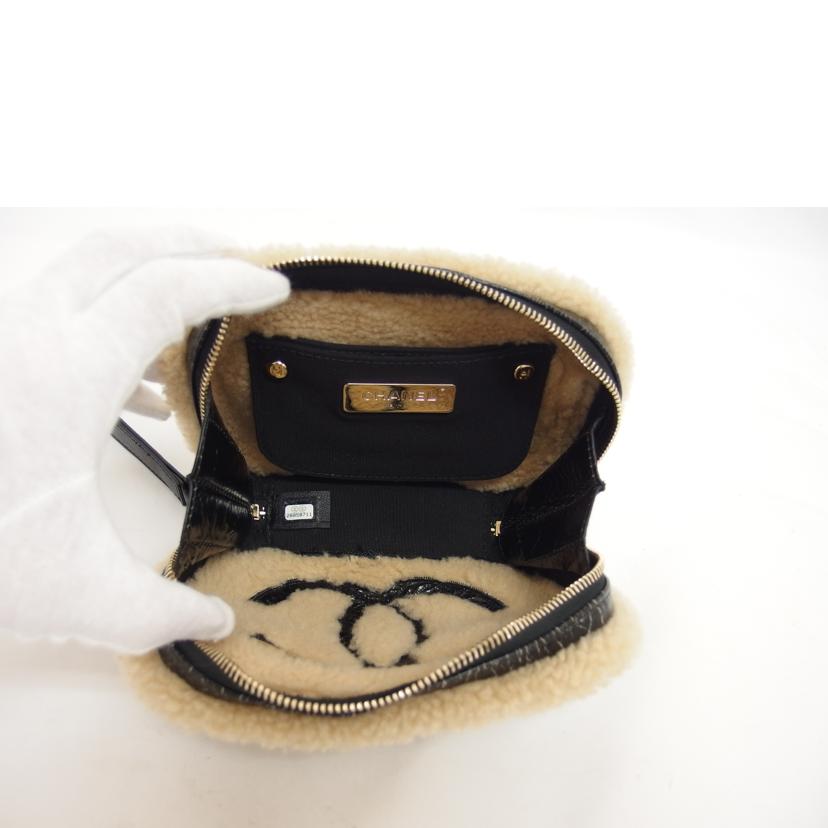 CHANEL シャネル/ココマーク/ムートンウエストポーチ/ウエストバッグ//28858711/Bランク/04