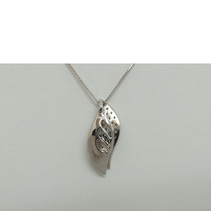 /K18WGリーフデザインダイヤネックレス/6.3g//D0.76ct/Aランク/04