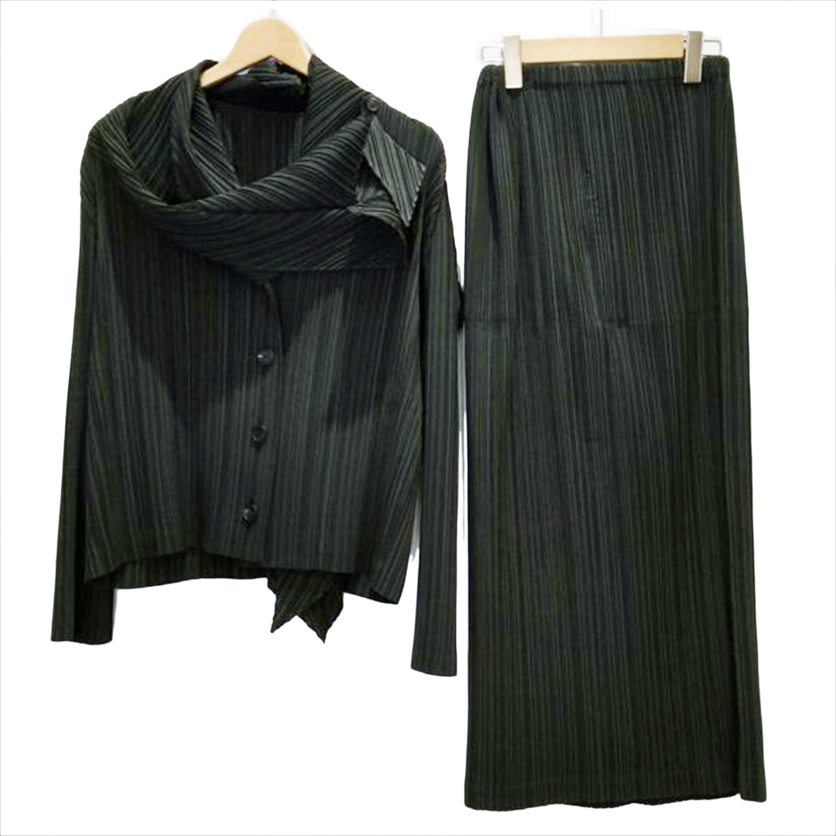 PLEATS PLEASE イッセイミヤケ/PLEATS PLEASE セットアップスーツ/IM32FD207//ABランク/94