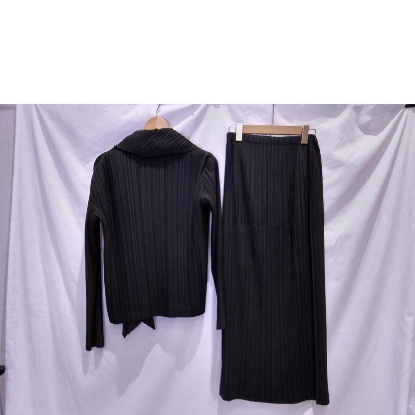PLEATS PLEASE イッセイミヤケ/PLEATS PLEASE セットアップスーツ/IM32FD207//ABランク/94