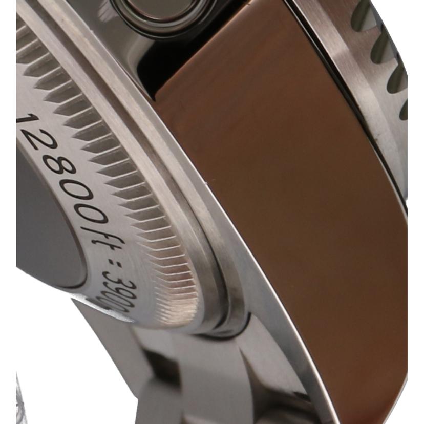 ROLEX ロレックス 腕時計 ランダムシリアル ステンレス 黒文字盤 メンズ 自動巻き/ディープシー・ブラック/ランダム番/126660//856*****/ABランク/75