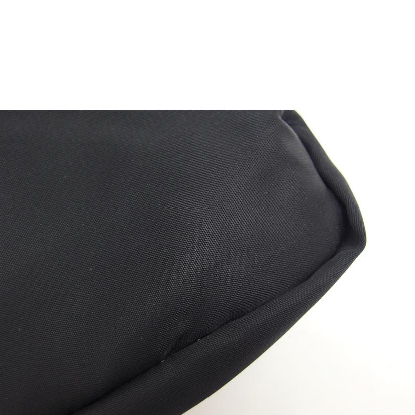 BURBERRY バーバリー/BLUE LABELナイロンハンドバッグ/ブラック//Aランク/04