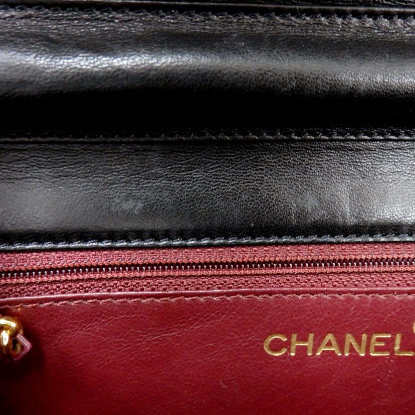 CHANEL シャネル/プッシュロック/マトラッセチェーンショルダー/ラムスキン//5105721/Bランク/77