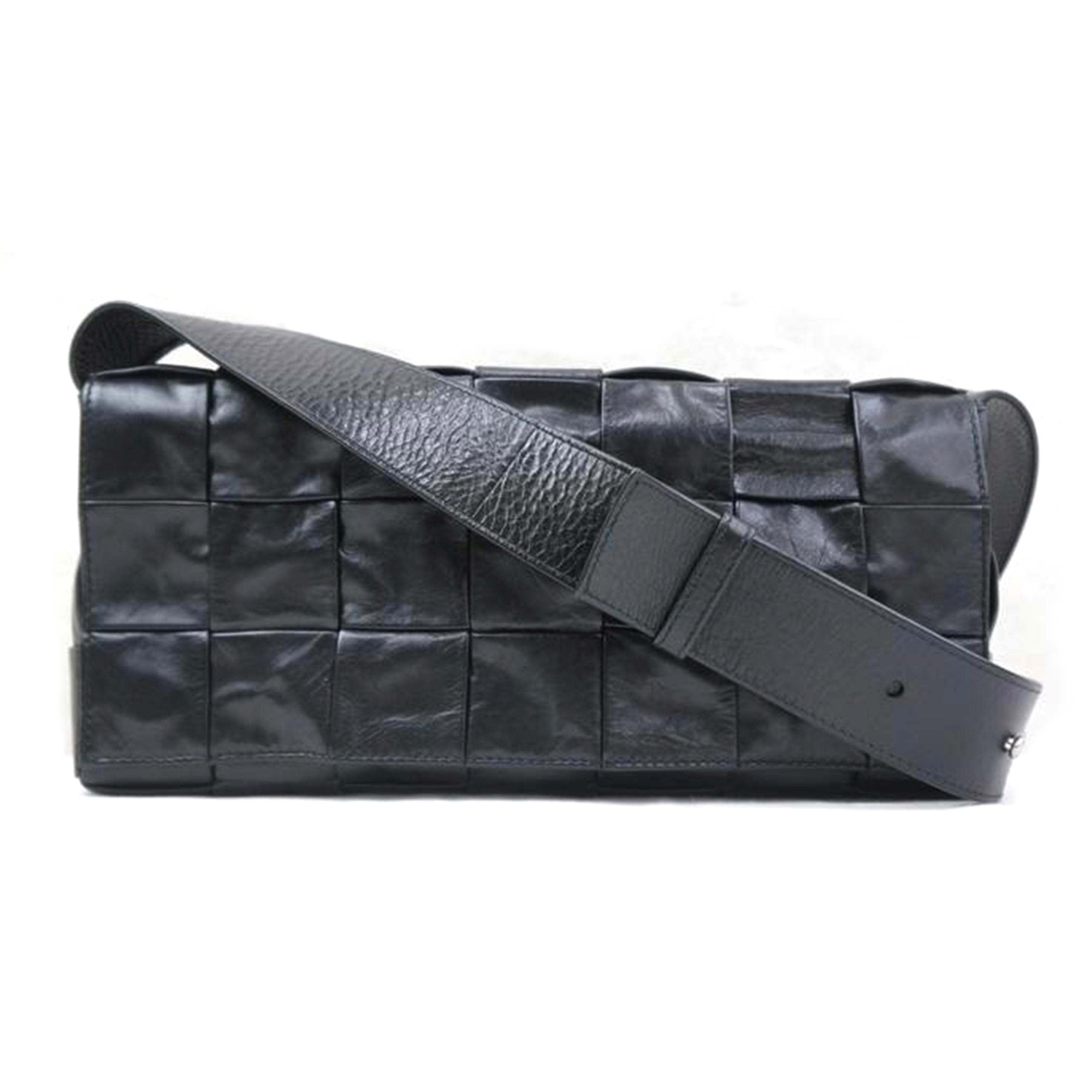 BOTTEGA ボッテガヴェネタ/カセット レザーショルダー//Aランク/67