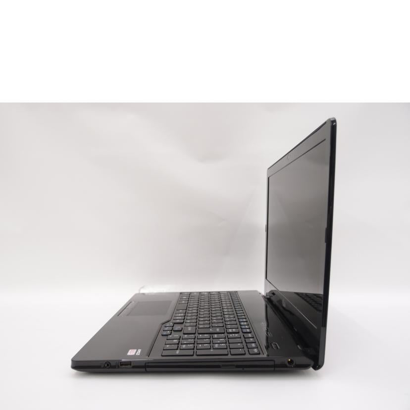 FUJITSU 富士通/LIFEBOOK WAA/C2 ノートパソコン/FMVWC2AA1B//R8Y00016/Aランク/69