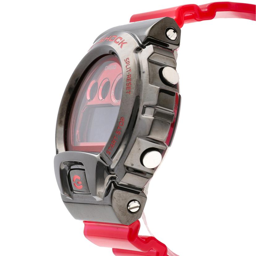 CASIO カシオ CASIO G-SHOCK メタルベゼル 三つ目/G-SHOCK/メタルベゼル/三つ目/GM-6900B-4JF//323*/Aランク/37