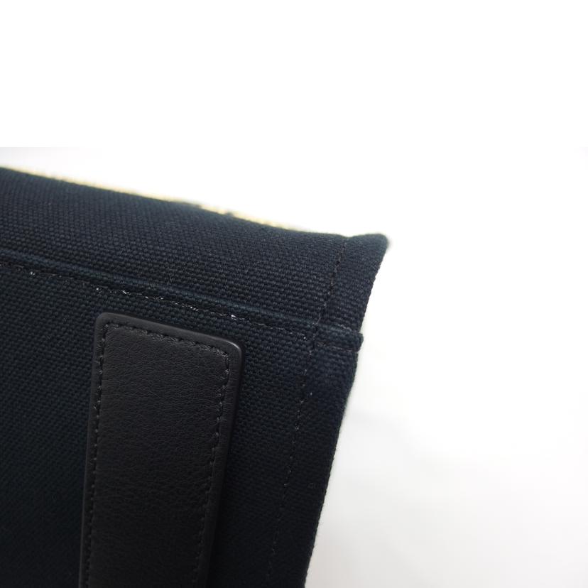 VERSACE ヴェルサーチェ ハンドバッグ トートバッグ ショルダーバッグ ゴールド金具 メデューサ /スタッズロゴ/キャンバス2WAYバッグ/ブラック/1A10397//ABランク/04