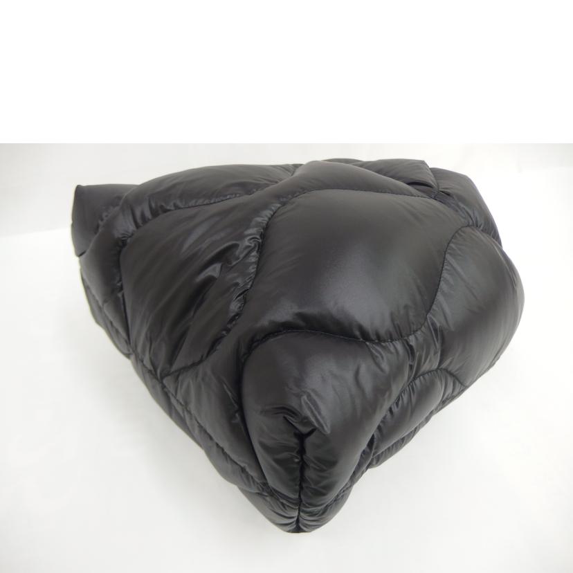 MIUMIU ミューミュー/パデットナイロントート//Aランク/82