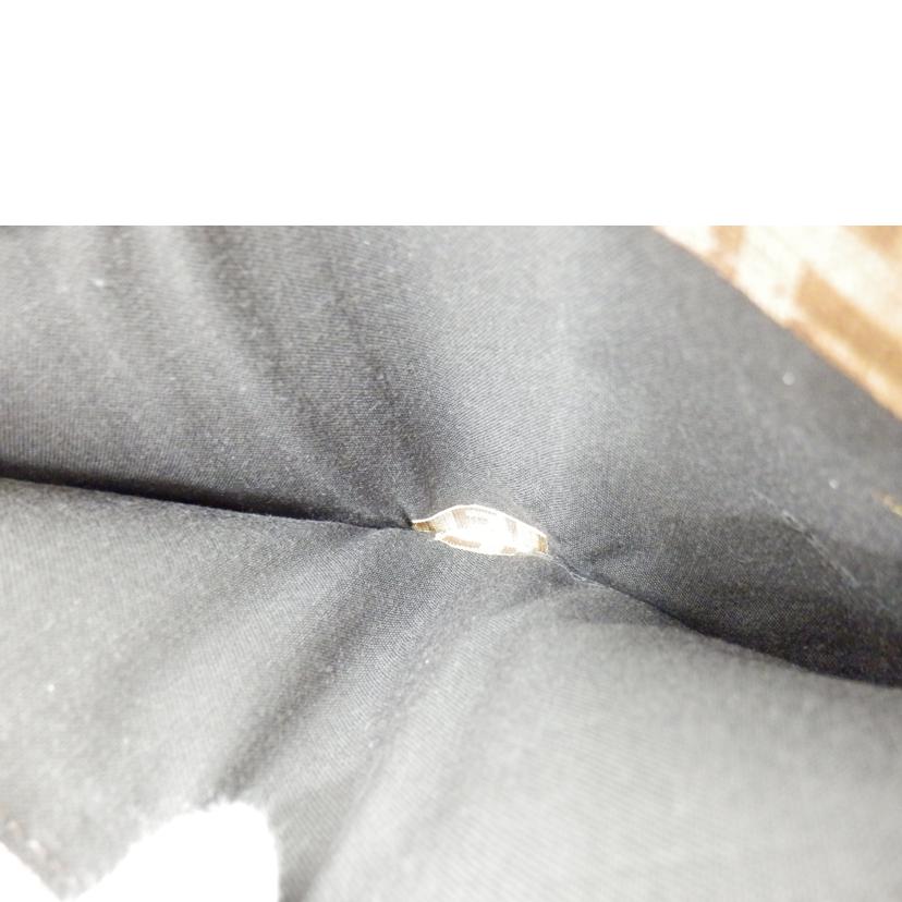 FENDI フェンディ/ズッキーノ柄ダブルホック二つ折り財布//ABランク/88