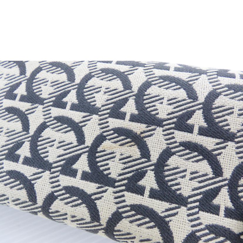 Ferragamo フェラガモ/長財布//JP-22 D586/Bランク/64