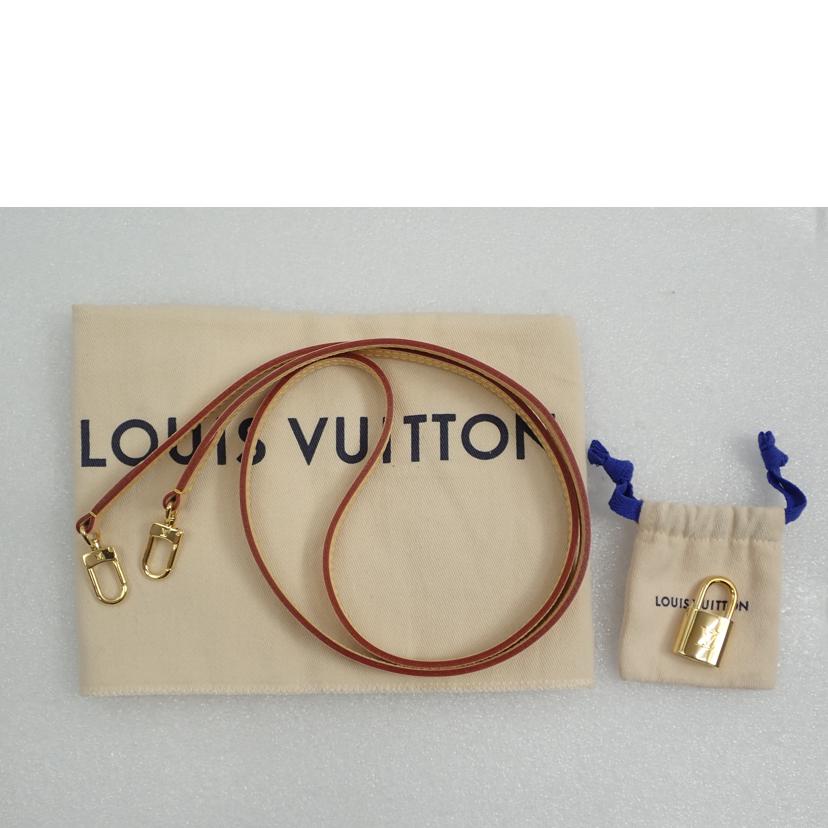 LV ルイヴィトン/アルマBB/モノグラム スト、鍵カデナ有/M53152//RFICタグ/SAランク/62