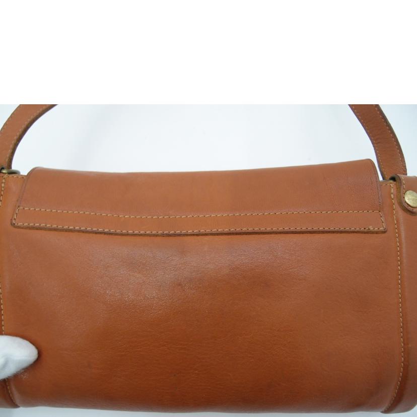 IL BISONTE イルビゾンテ/IL BISONTE レザーショルダーバッグ//Aランク/69