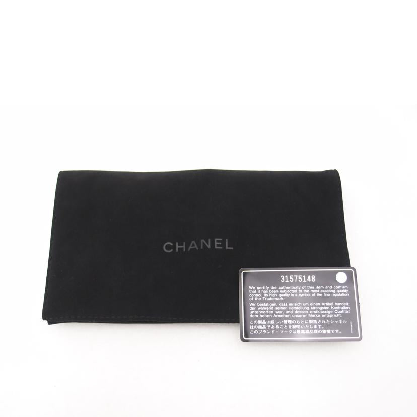 CHANEL シャネル スマホケース フォンケース カードケース 白 レディース ゴールド金具 未使用品 プレゼント/マトラッセスマホチェーンショルダー/キャビアスキン/ホワイト/AP0990//315*****/Sランク/69