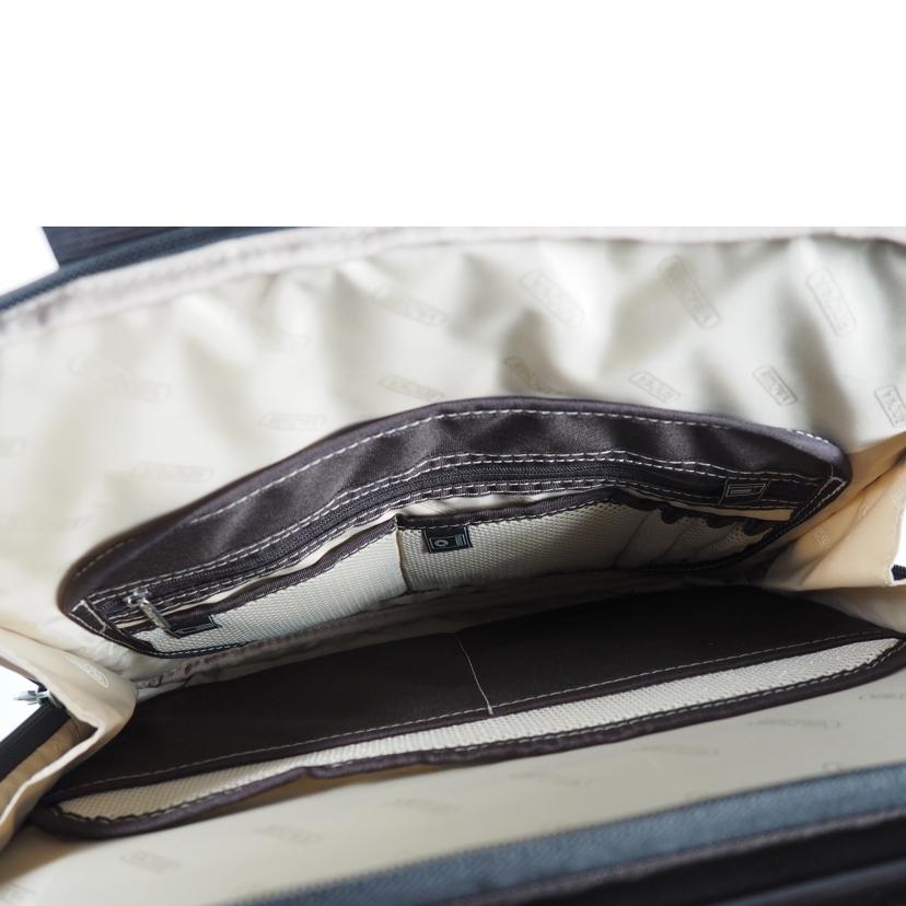 RIMOWA リモワ/SALSA DELUXE HYBRID//Aランク/79