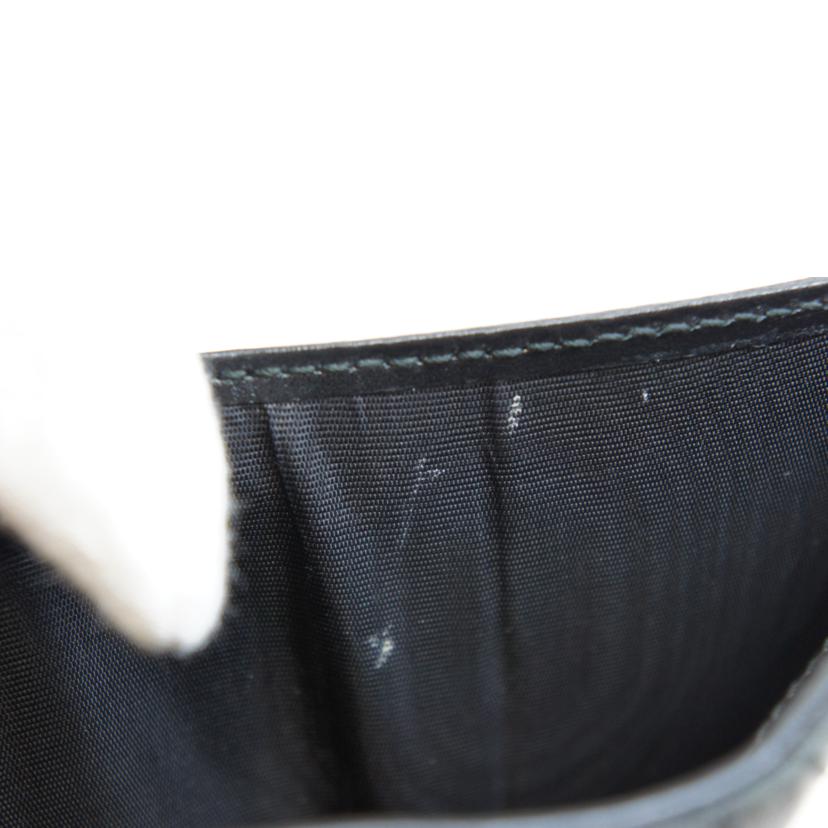 GUCCI グッチ/GGマーモントキルティングレザーウォレットブラック/598629//534***/Bランク/92