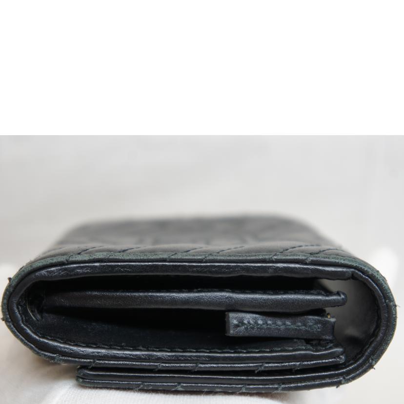 GUCCI グッチ/GGマーモントキルティングレザーウォレットブラック/598629//534***/Bランク/92